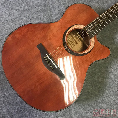 匠心獨韻 凱峰KF-402S民謠吉他，云杉桃花芯擦色復古的藝術之聲
